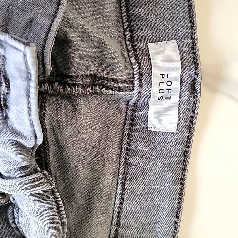 Women's Jeans